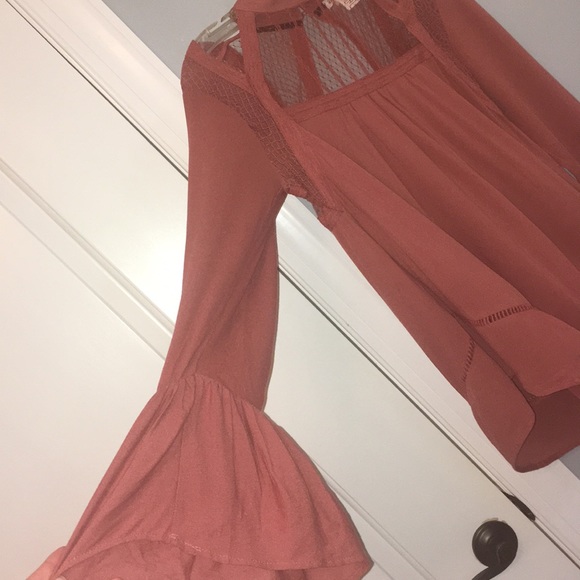 TOP - Picture 2 of 4